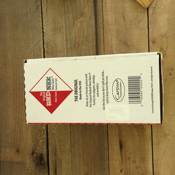 The Original RED NEK Wine Glass by Carson / Barware - Picture 5 of 8